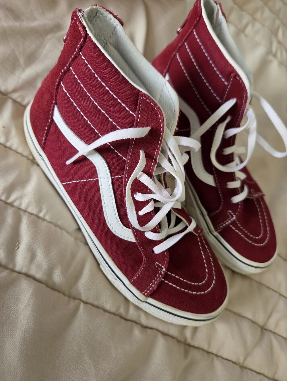 Vans Kids High-Top Sneakers in Burgundy and White